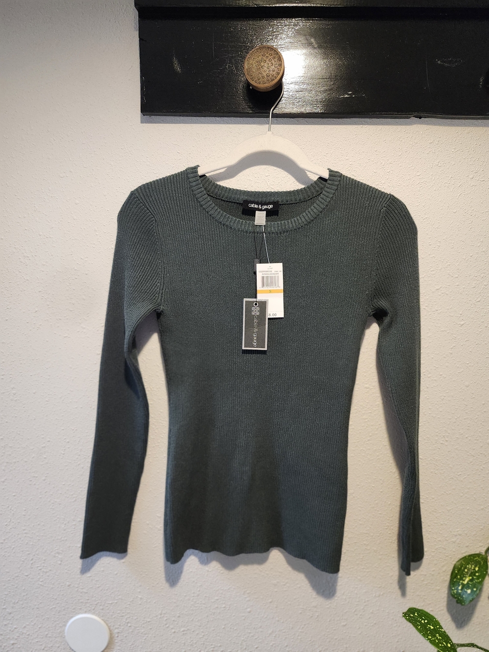 Cable & Gauge Slim Ribbed Crewneck Sweater - Teal Green